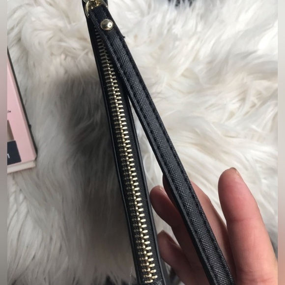 Kate Spade Leather Wristlet Black Bag - Picture 7 of 7
